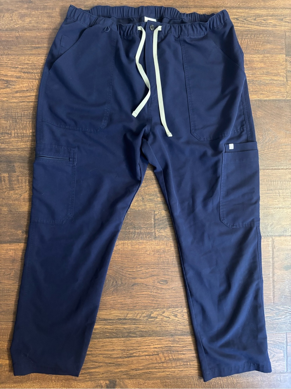 Figs Men’s Cairo Straight-Leg Scrub Pant XL Short navy blue